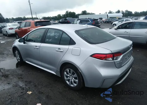 2022 Toyota Corolla Le z USA, uszkodzony, nr VIN 5YFEPMAE6NP331603